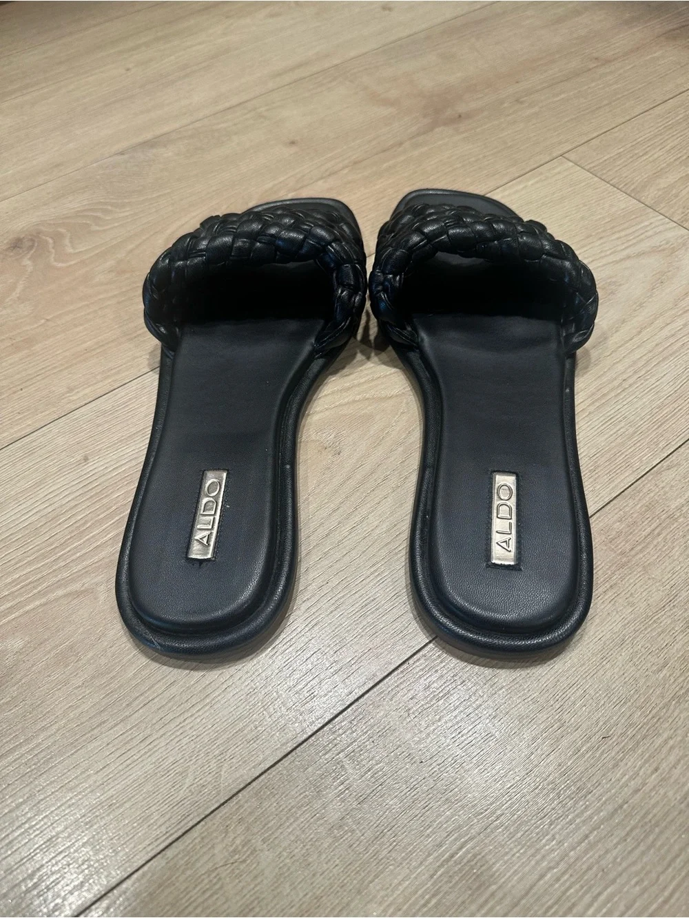 Aldo classic black